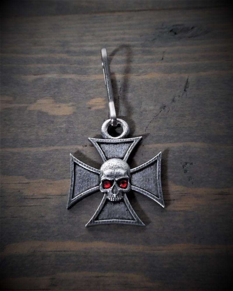 BZP-33 Maltese Cross Skull Diamond Zipper Pull - Daniel Smart Manufacturing