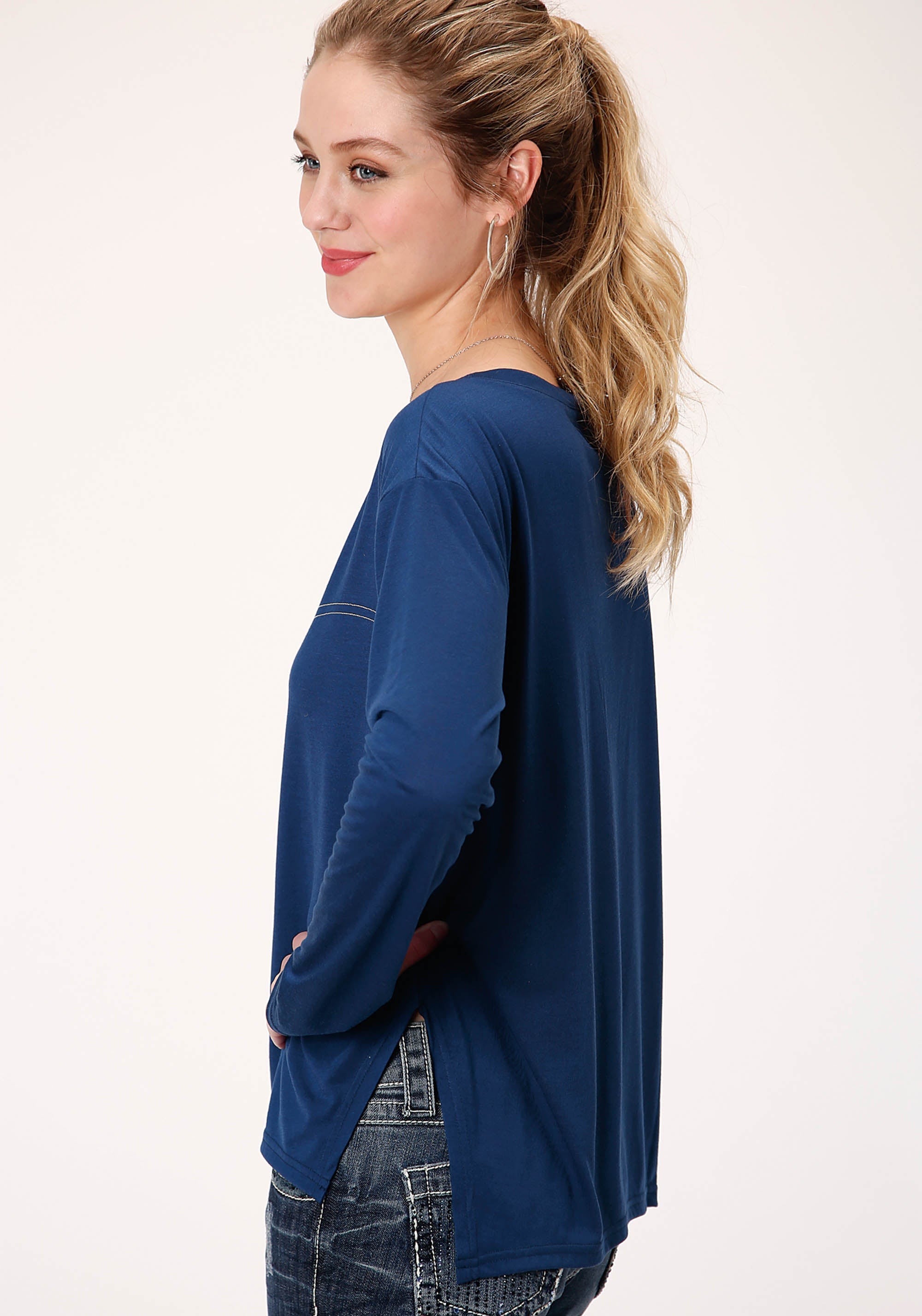 Roper Womens Blue With Embroidered Yoke Long Sleeve Knit Top - Roper