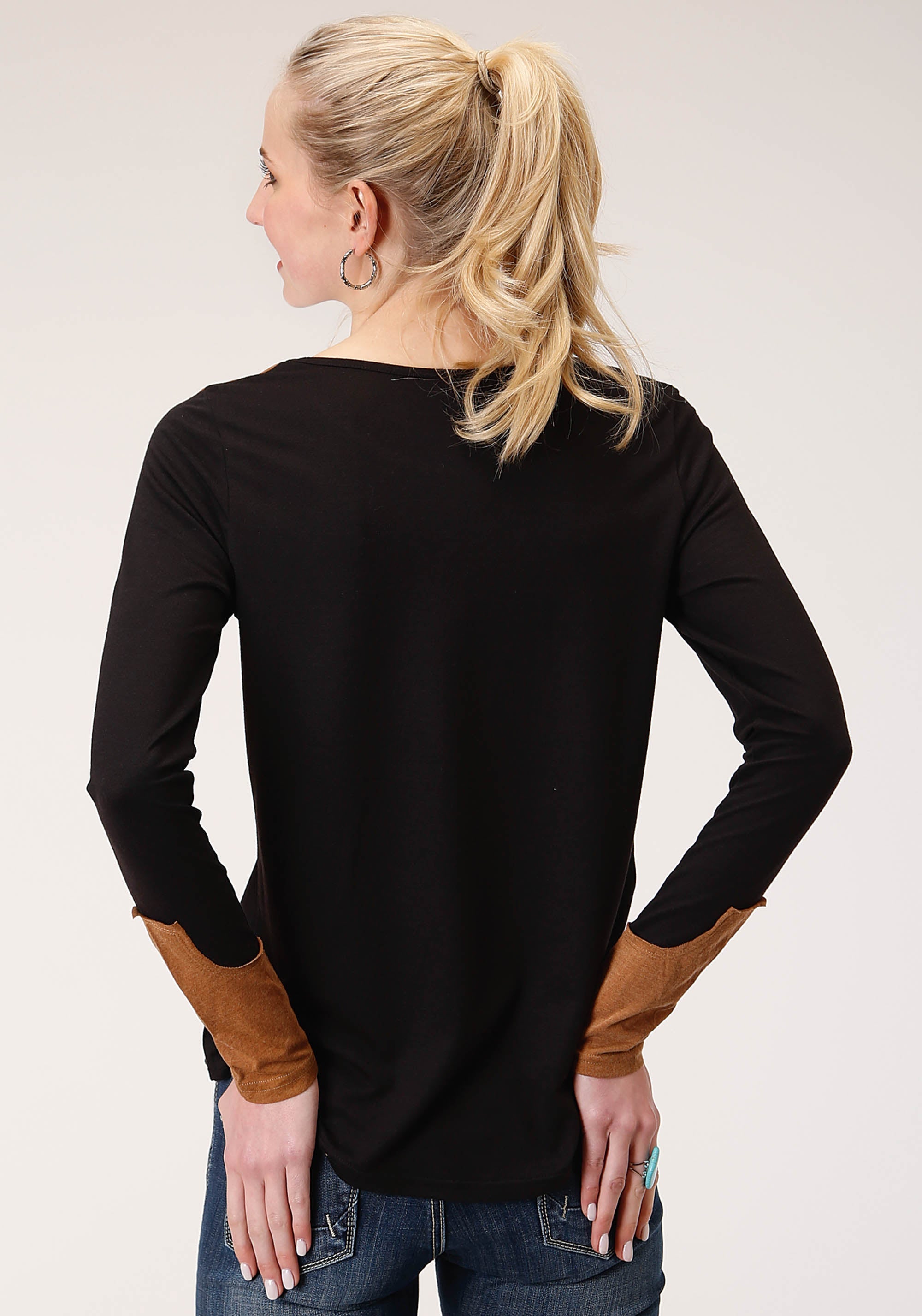 Roper Womens Long Sleeve Knit Poly Rayon Long Sleeve Scoop Neck Top - Roper