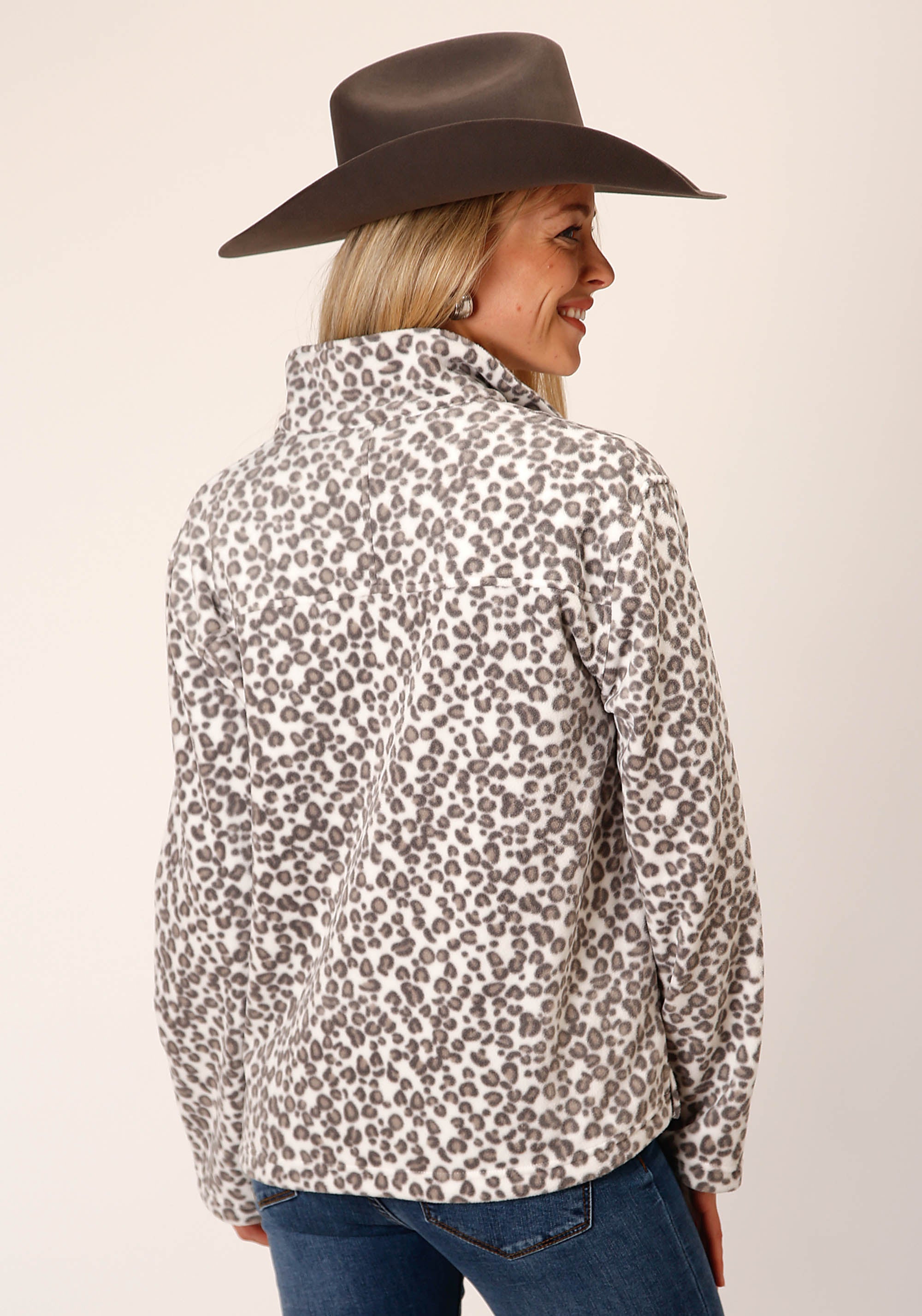 Roper Womens Snow Leopard Print Fleece Pullover - Flyclothing LLC