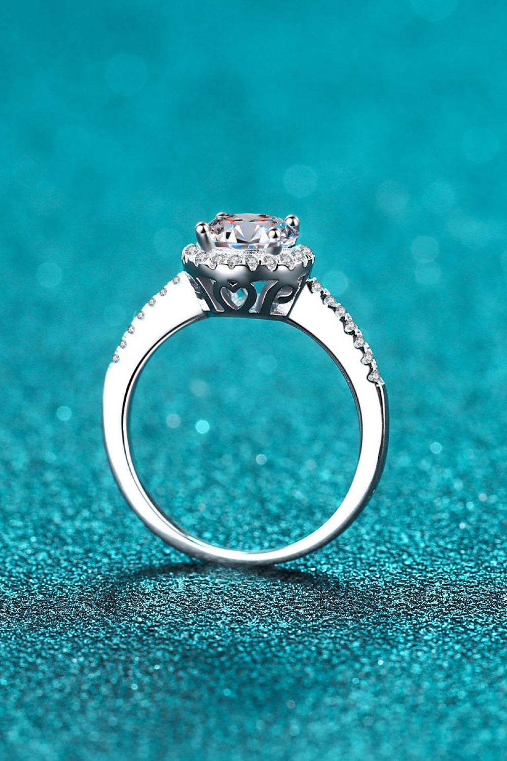 Ready To Flaunt Moissanite Ring - Flyclothing LLC