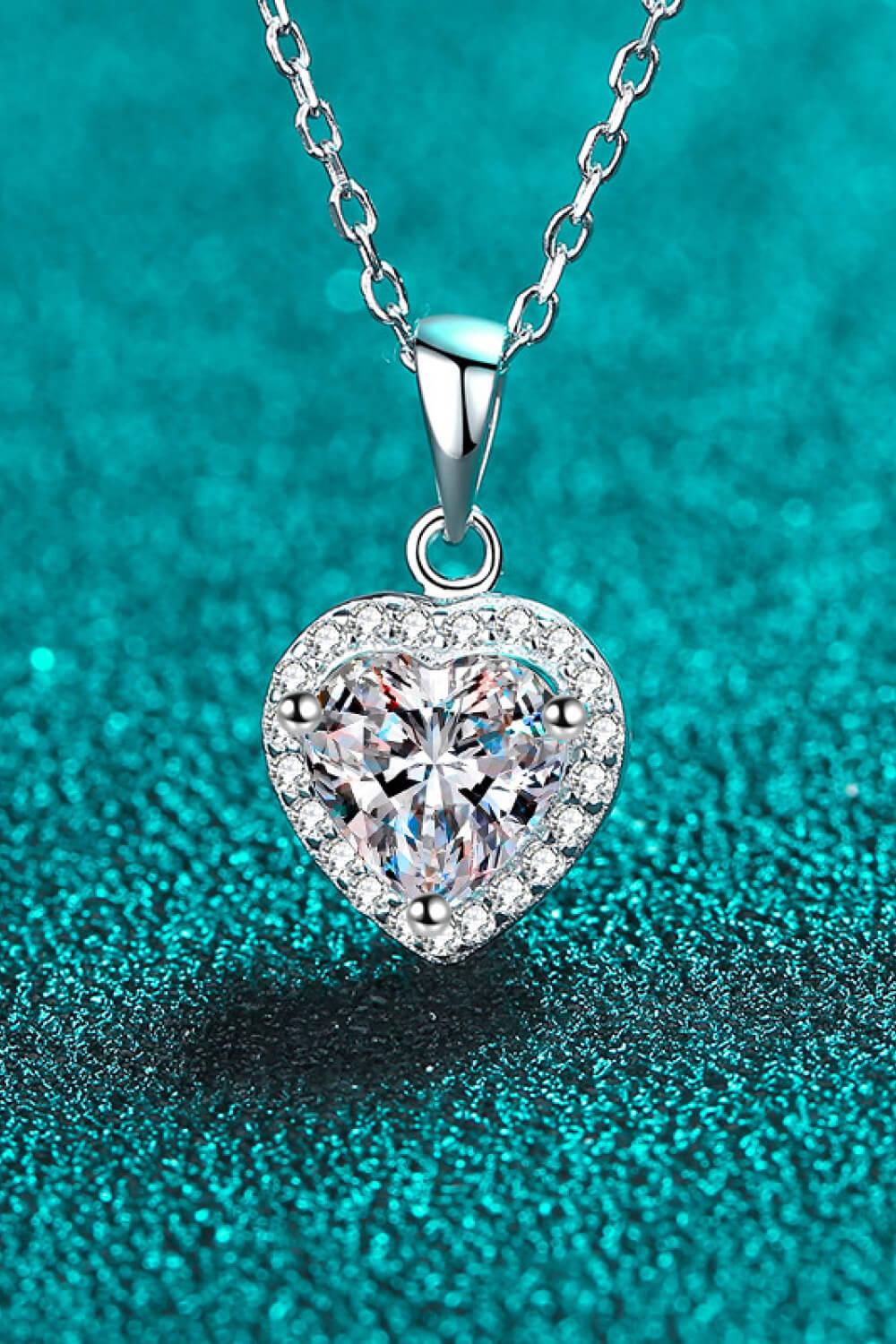 1 Carat Moissanite Heart Pendant Chain Necklace - Flyclothing LLC