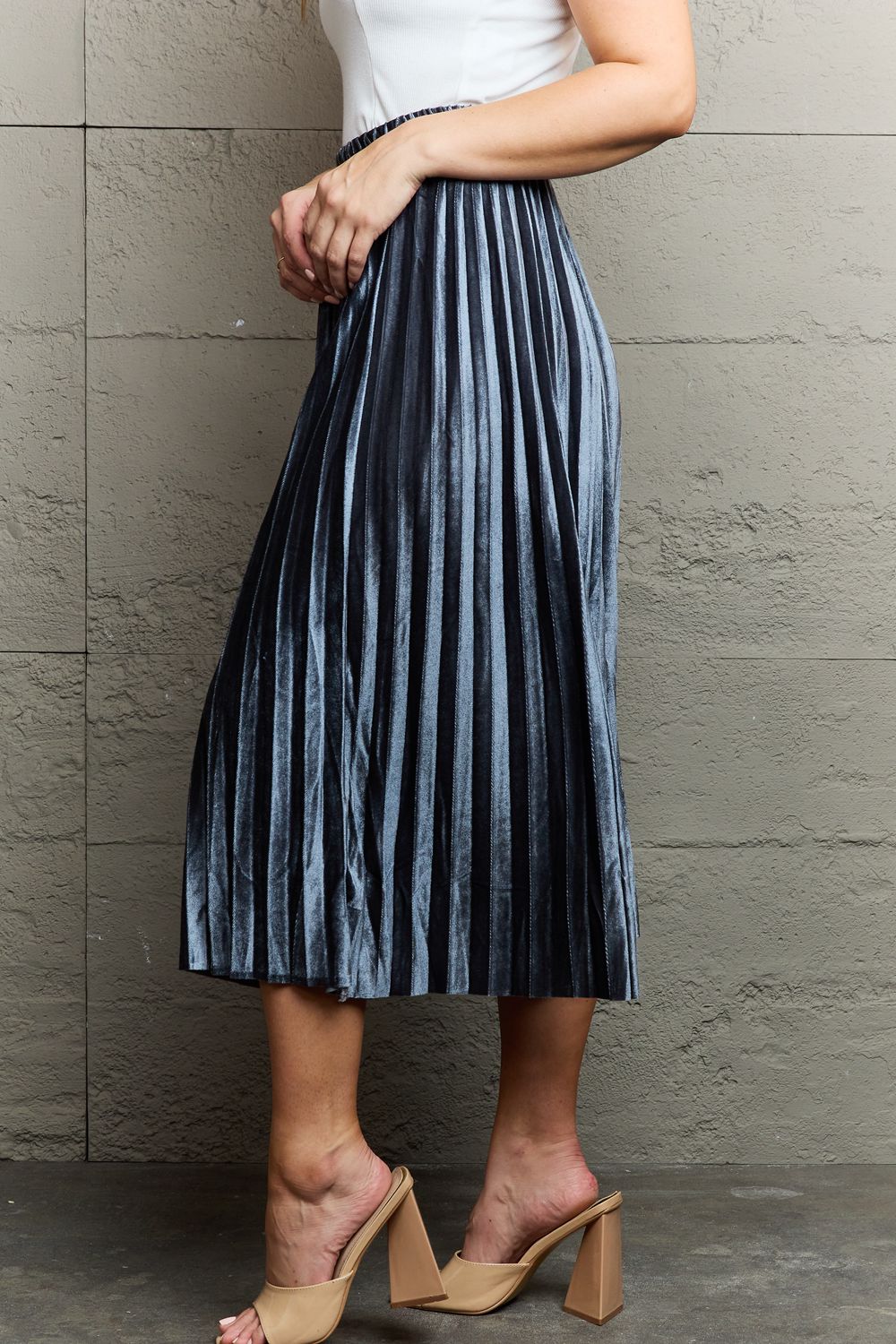 Ninexis Accordion Pleated Flowy Midi Skirt - Flyclothing LLC