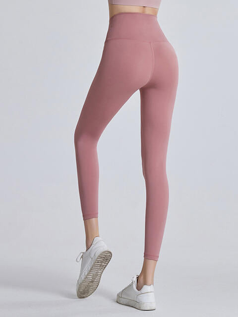 Lu Pocketed Leggings in Pink