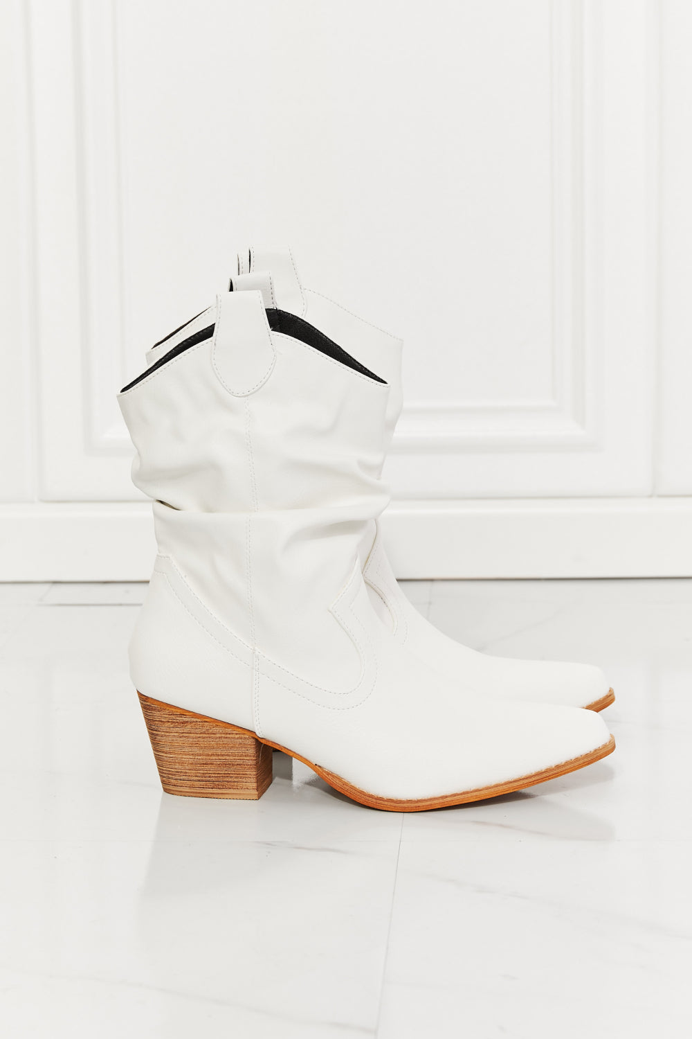 MMShoes Better in Texas Scrunch Cowboy Boots in White - Flyclothing LLC