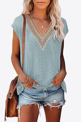 Eyelet Contrast V-Neck Tee - Trendsi