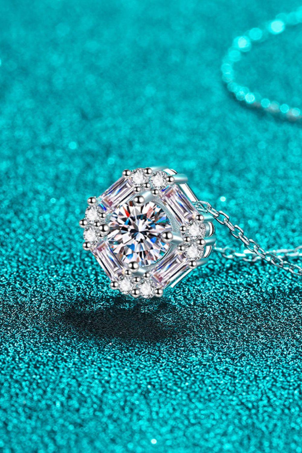 Geometric Moissanite Pendant Chain Necklace - Flyclothing LLC