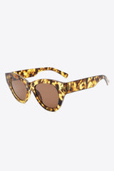 Tortoiseshell Polycarbonate Wayfarer Sunglasses - Flyclothing LLC