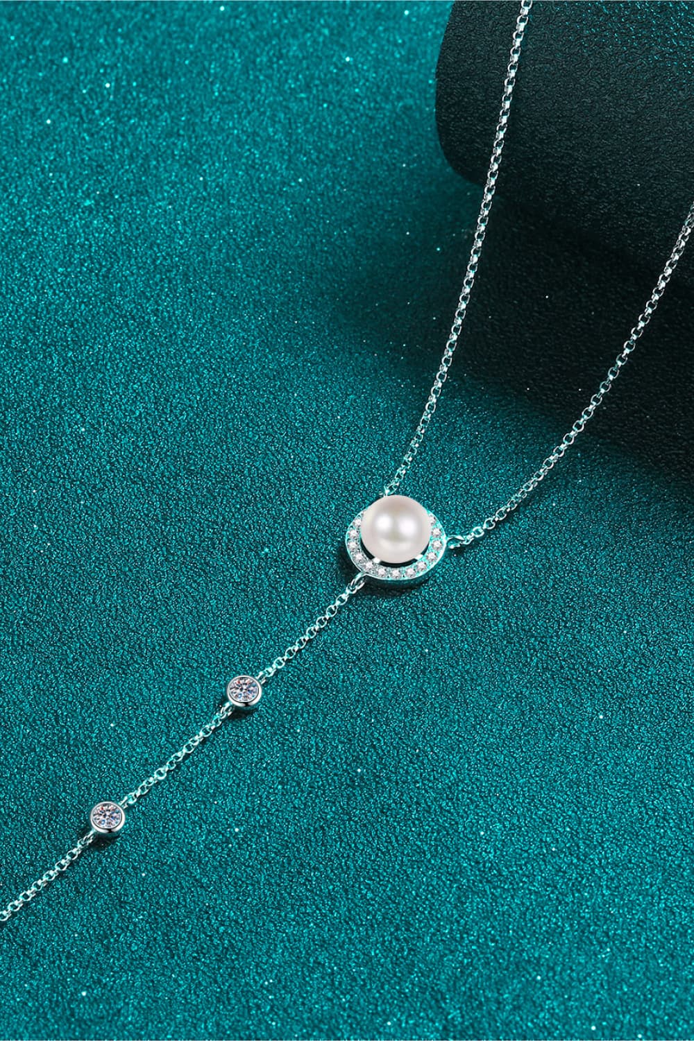 Moissanite Rhodium-Plated Necklace - Trendsi