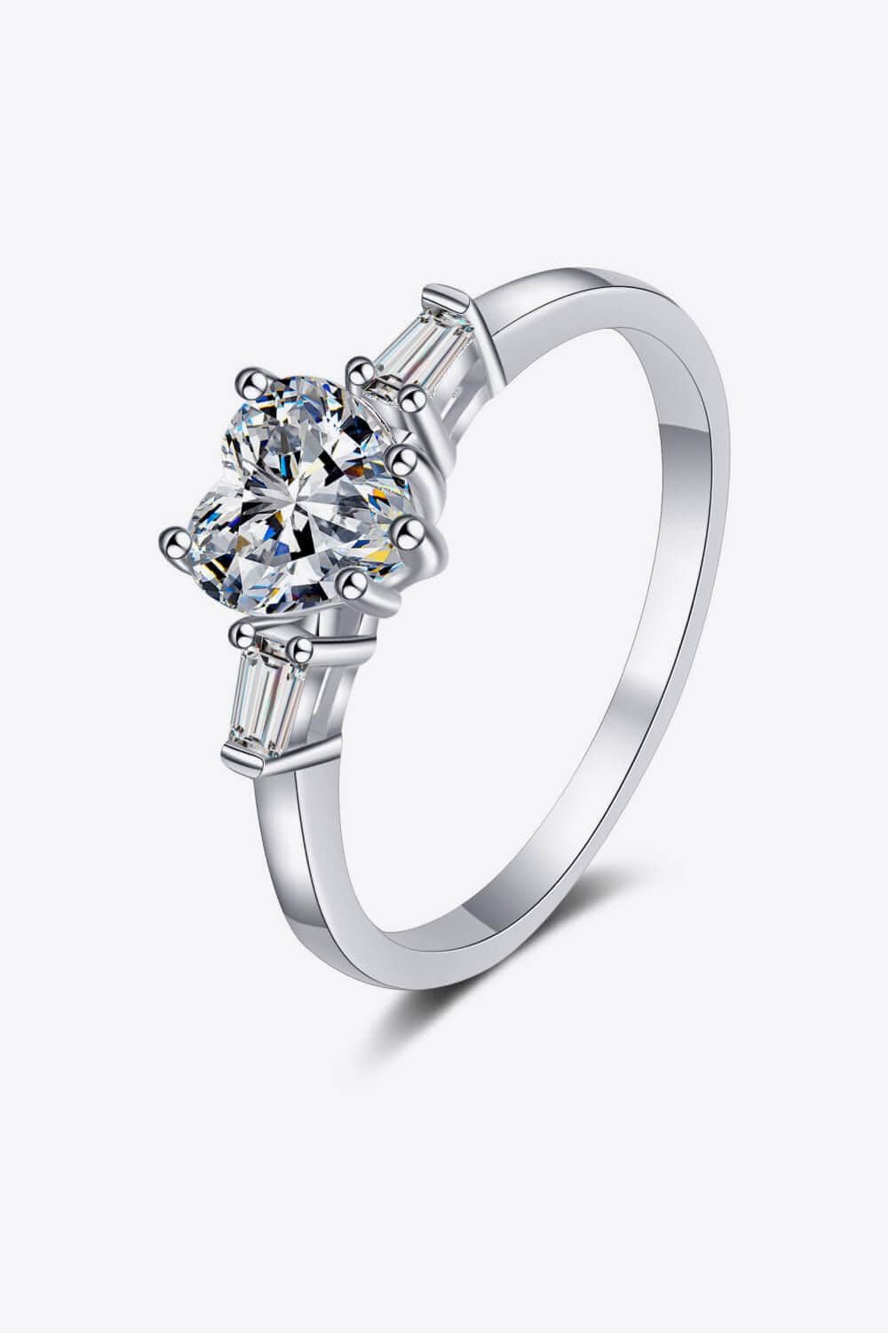 1.2 Carat Moissanite Heart Ring - Trendsi