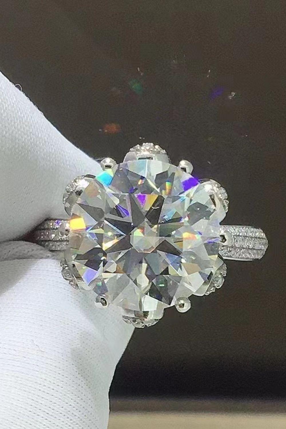 5 Carat  Moissanite Side Stone Ring - Flyclothing LLC