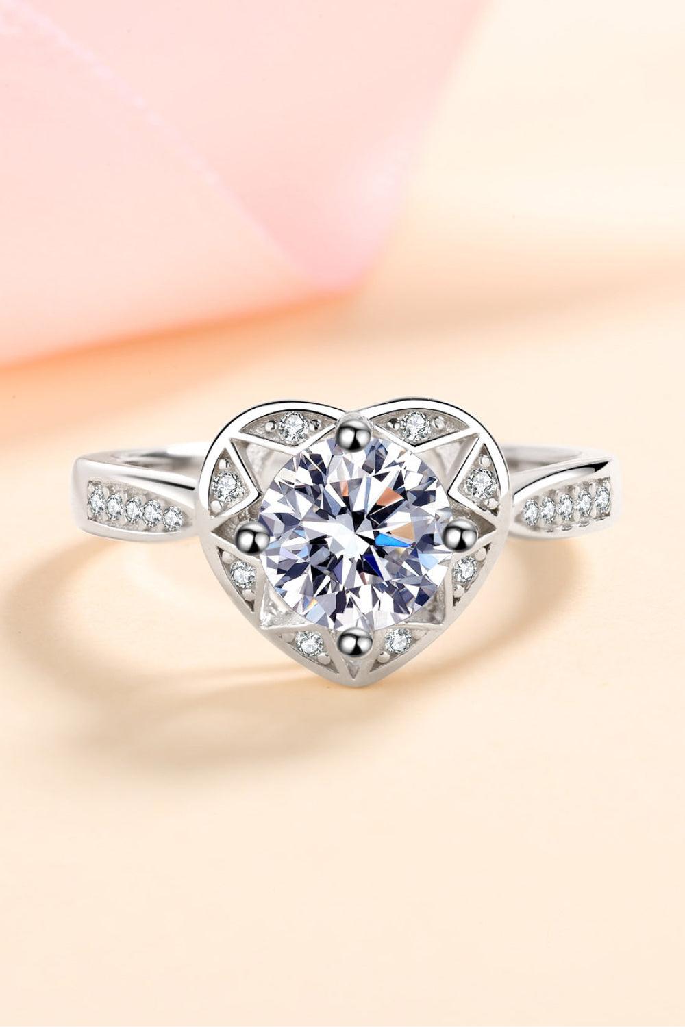 Moissanite Heart Ring - Flyclothing LLC