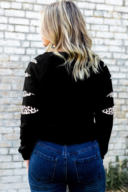 Graphic Leopard Patch Sweatshirt - Trendsi