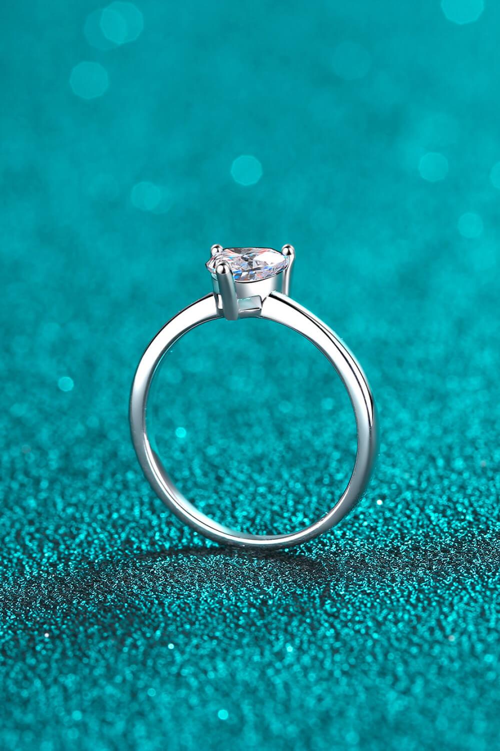 925 Sterling Silver Heart-Shaped Moissanite Solitaire Ring - Flyclothing LLC