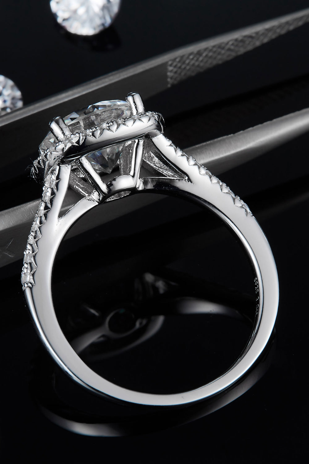 3 Carat Moissanite Halo Ring - Flyclothing LLC