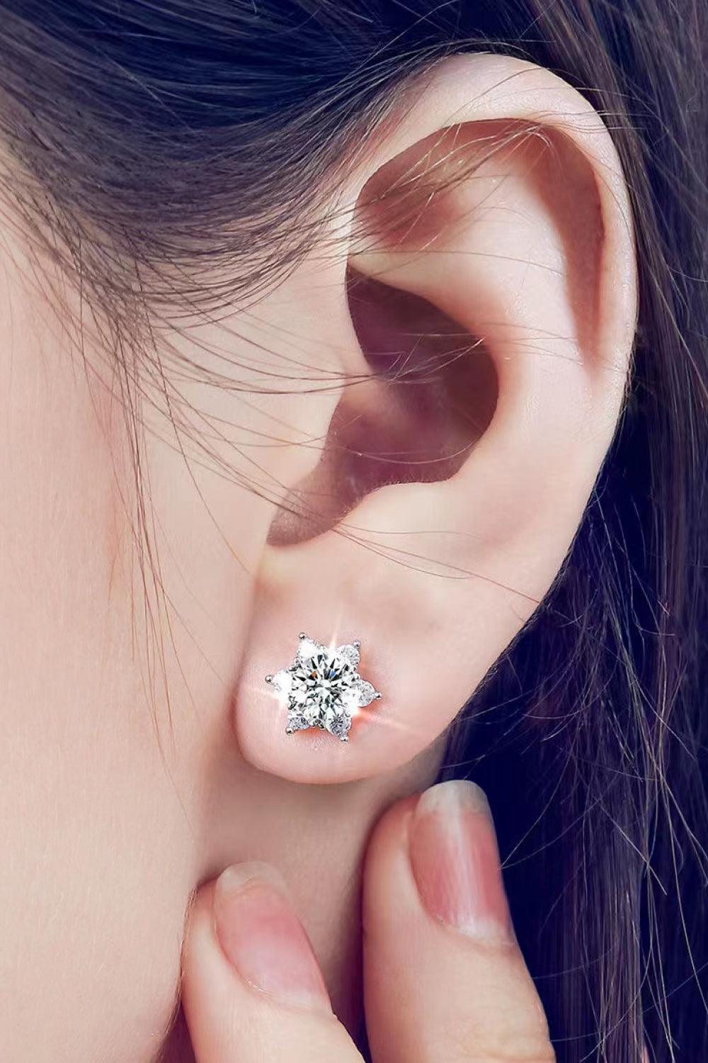 2 Carat Moissanite Floral Stud Earrings - Flyclothing LLC