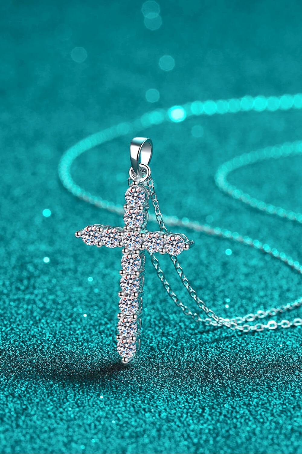 925 Sterling Silver Cross Moissanite Necklace - Flyclothing LLC