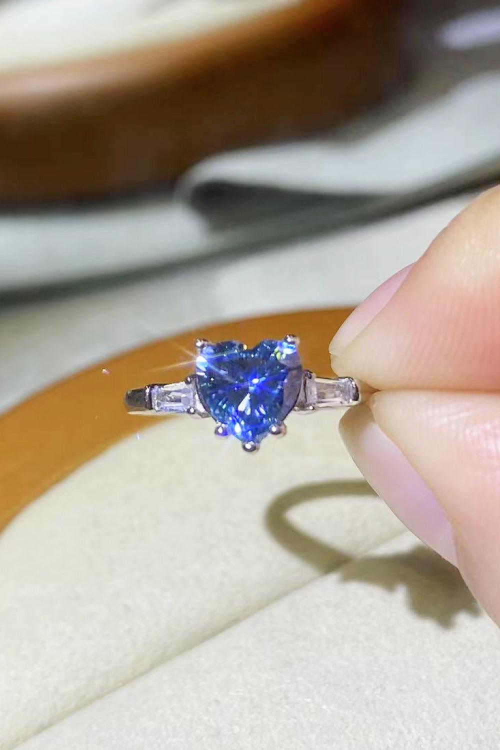 1 Carat Moissanite Heart-Shaped Platinum-Plated Ring in Blue - Flyclothing LLC