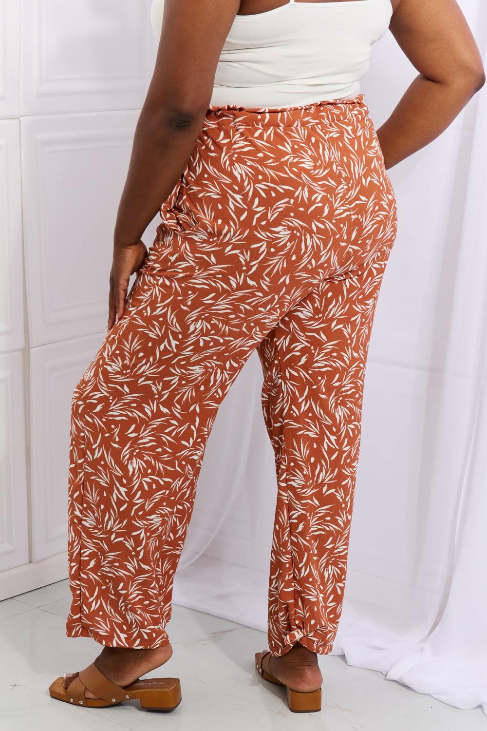 Heimish Right Angle Full Size Geometric Printed Pants in Red Orange - Flyclothing LLC