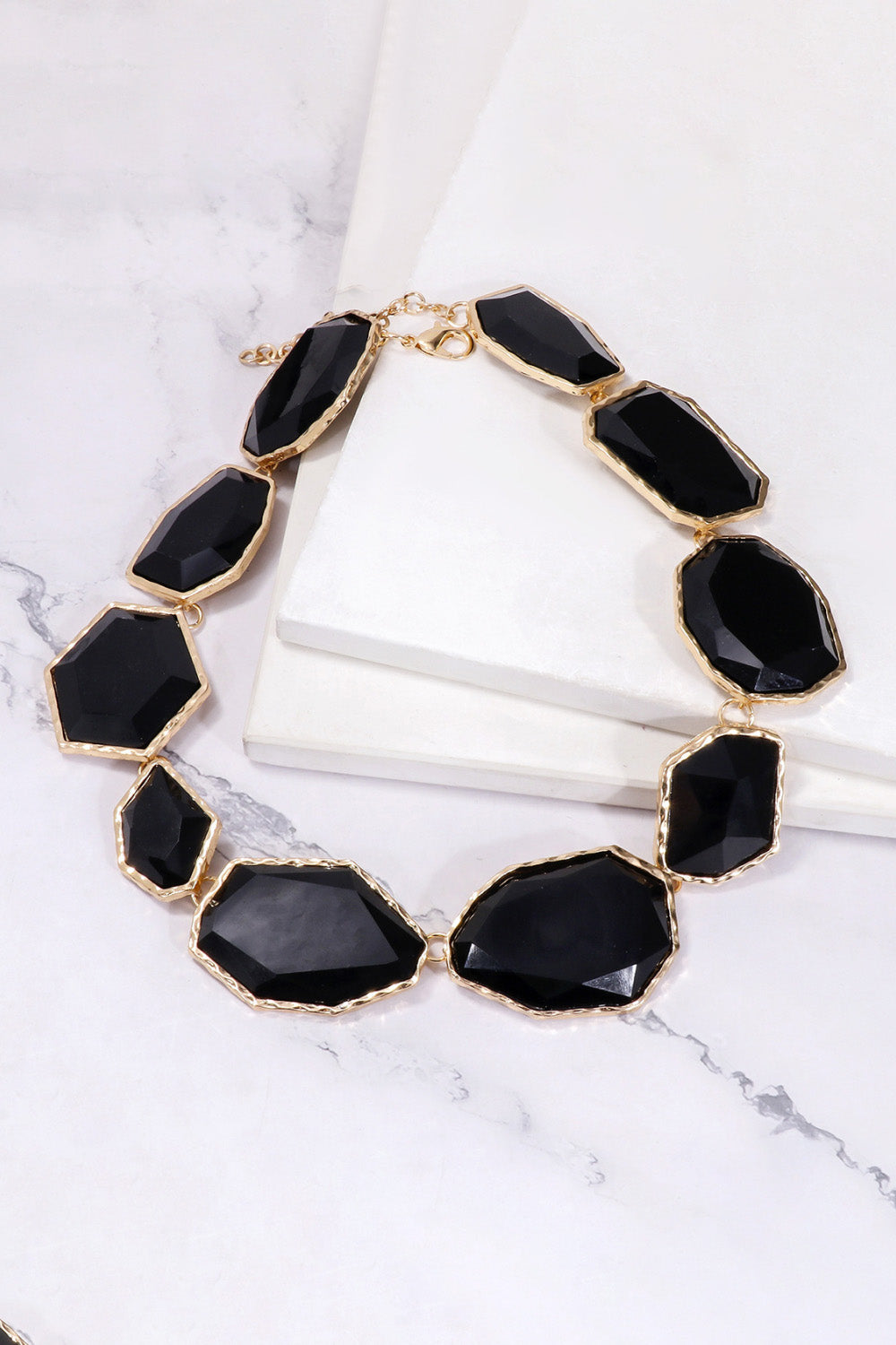 Geometrical Shape Zinc Alloy Frame Resin Necklace - Flyclothing LLC