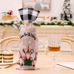 2-Piece Christmas Plaid Wine Bottle Covers - Trendsi