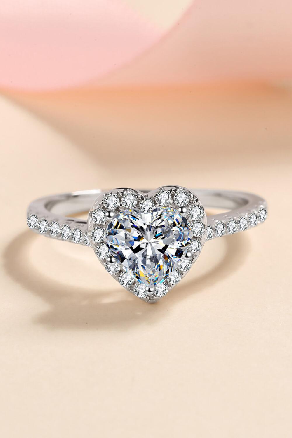 1 Carat Moissanite Heart-Shaped Ring - Flyclothing LLC