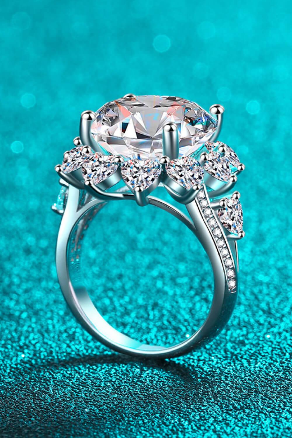 10 Carat Moissanite Flower-Shaped Ring - Trendsi