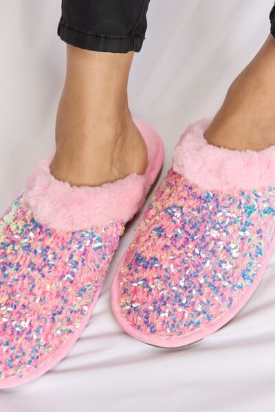 Forever Link Sequin Plush Round Toe Slippers - Flyclothing LLC