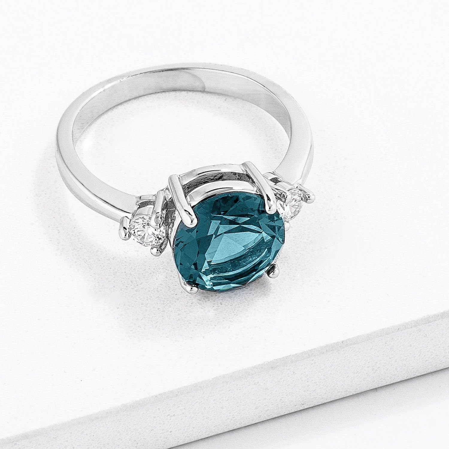 Exquisite Blue Green Three Stone CZ Engagement Ring - JGI