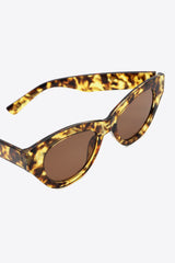 Tortoiseshell Polycarbonate Wayfarer Sunglasses - Flyclothing LLC