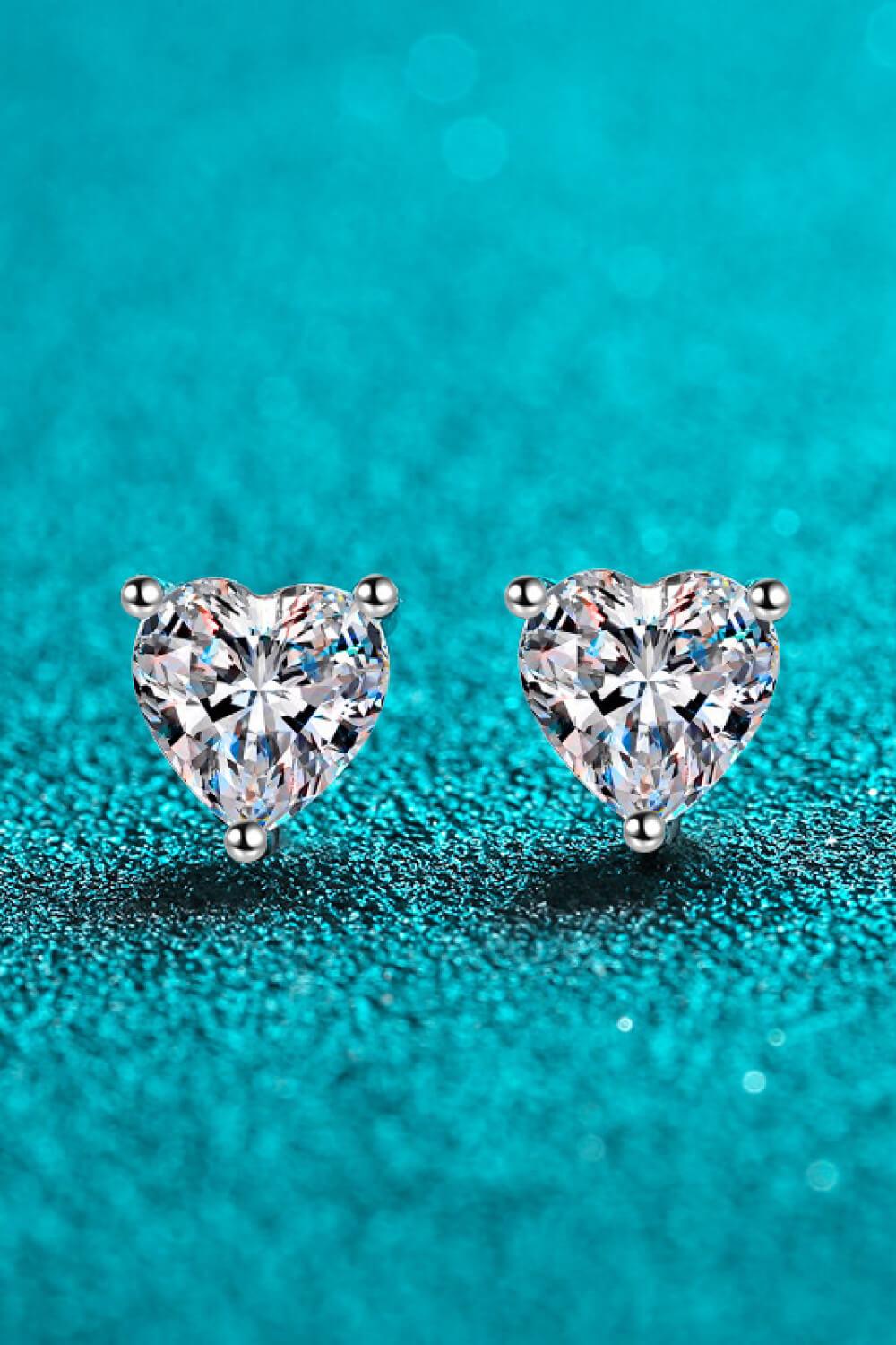 2 Carat Moissanite Heart-Shaped Stud Earrings - Flyclothing LLC