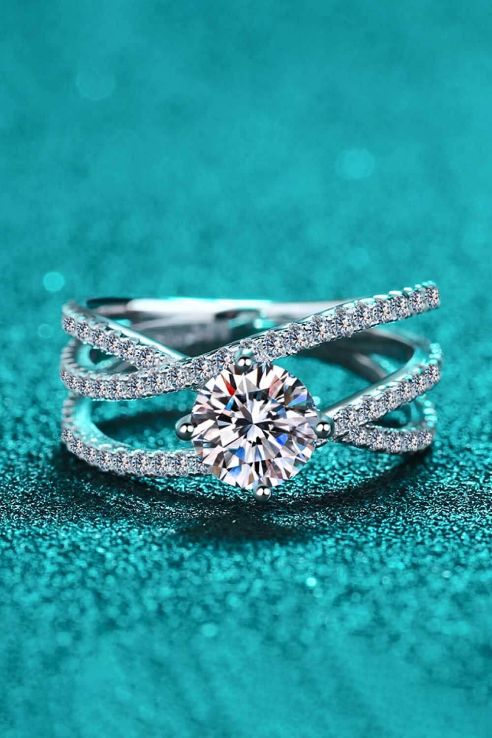 1 Carat Moissanite Crisscross Ring - Flyclothing LLC