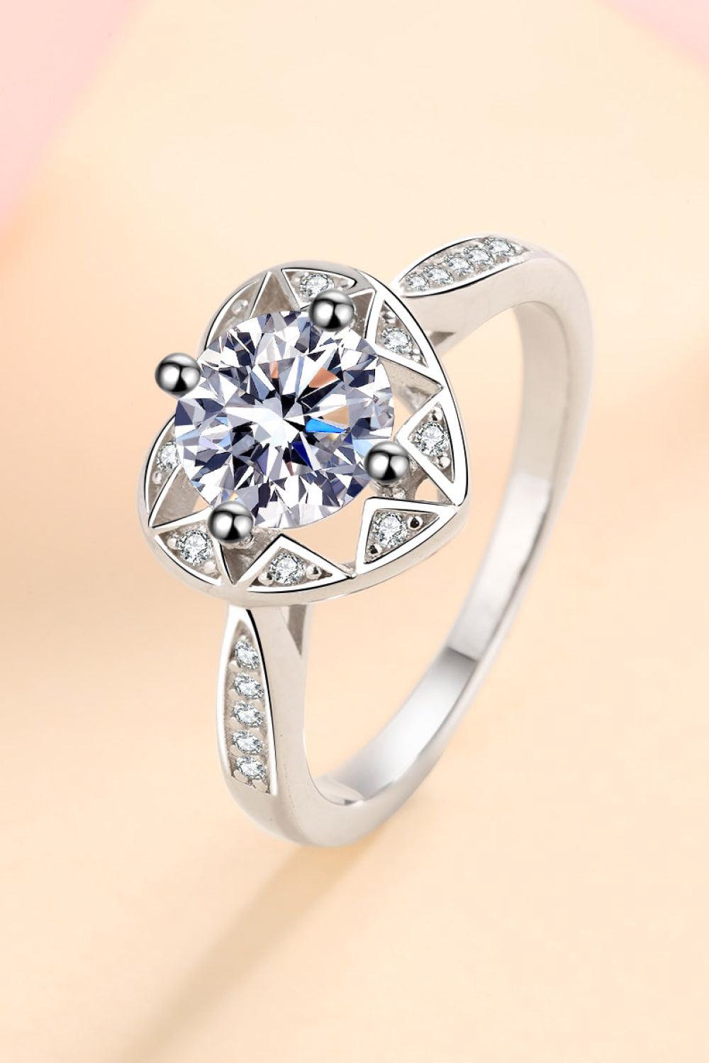 Moissanite Heart Ring - Flyclothing LLC