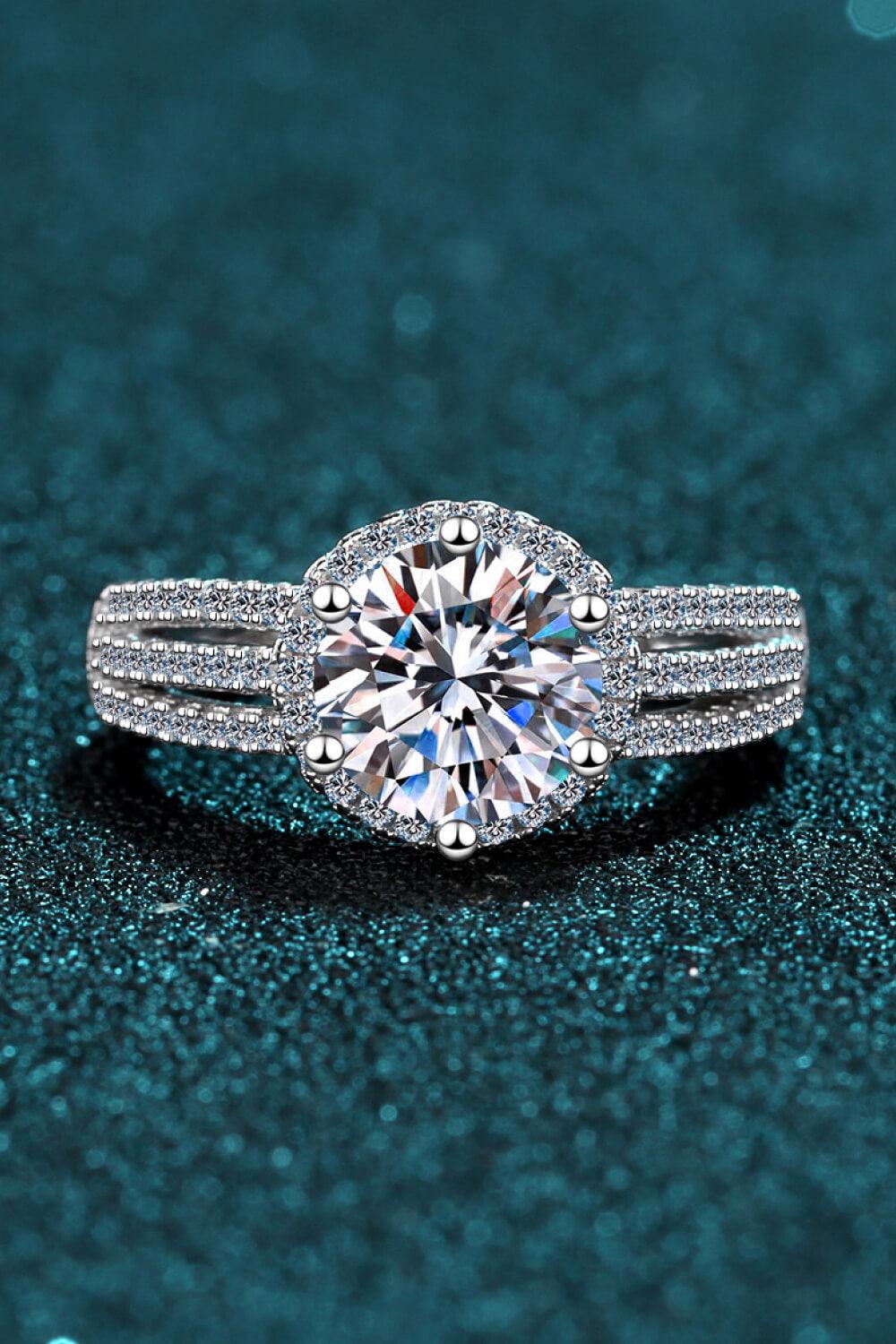 Sterling Silver Moissanite Ring - Flyclothing LLC