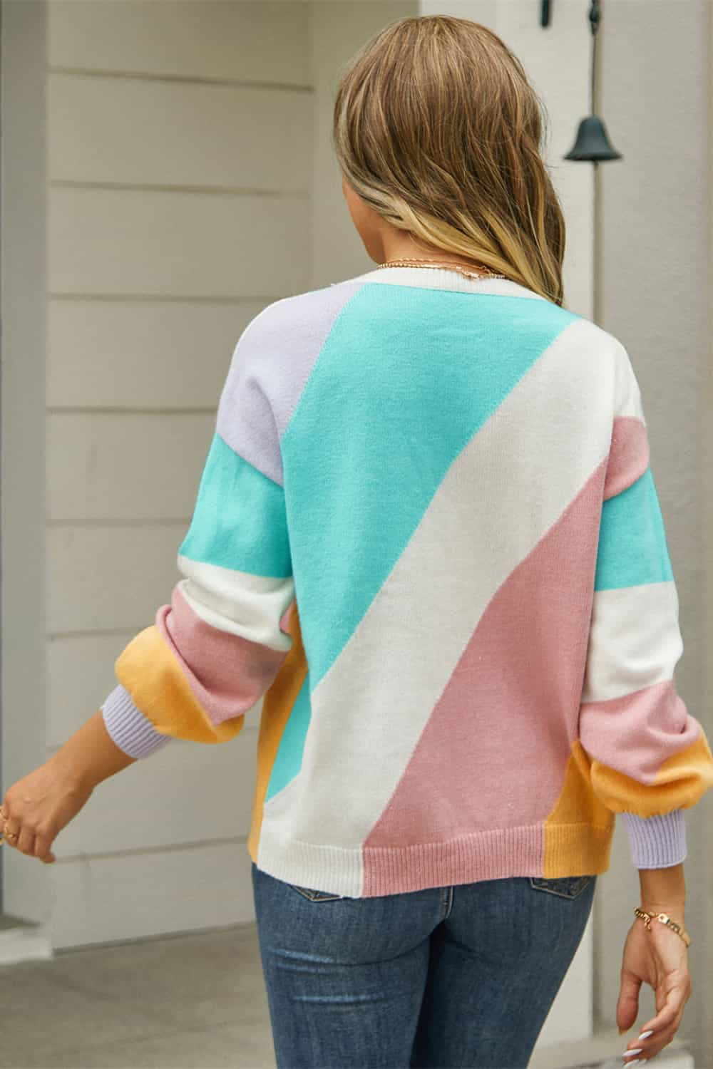 Color Block Round Neck Long Sleeve Sweater - Trendsi