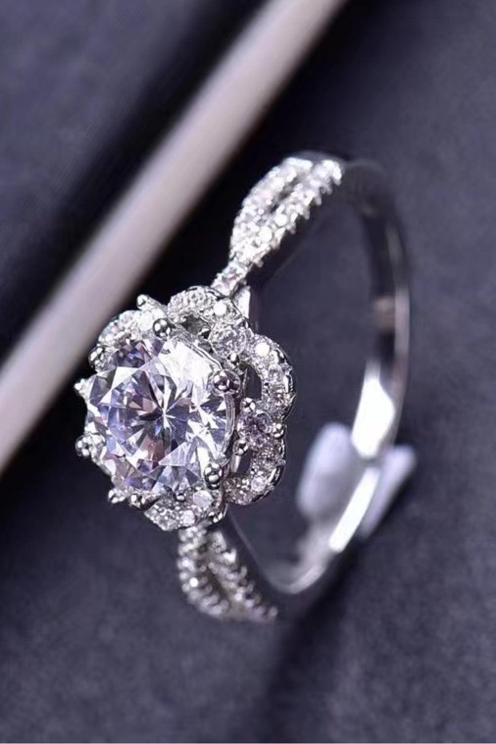 Platinum-Plated Six Prong 1 Carat Moissanite Ring - Flyclothing LLC