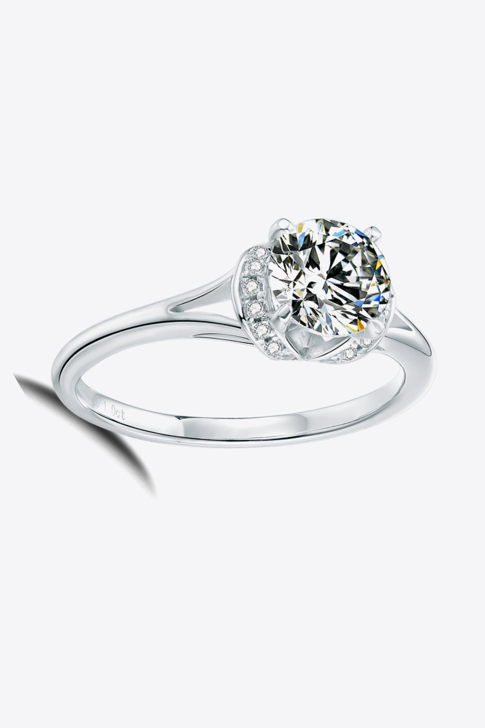 1 Carat Moissanite Split Shank Ring - Flyclothing LLC