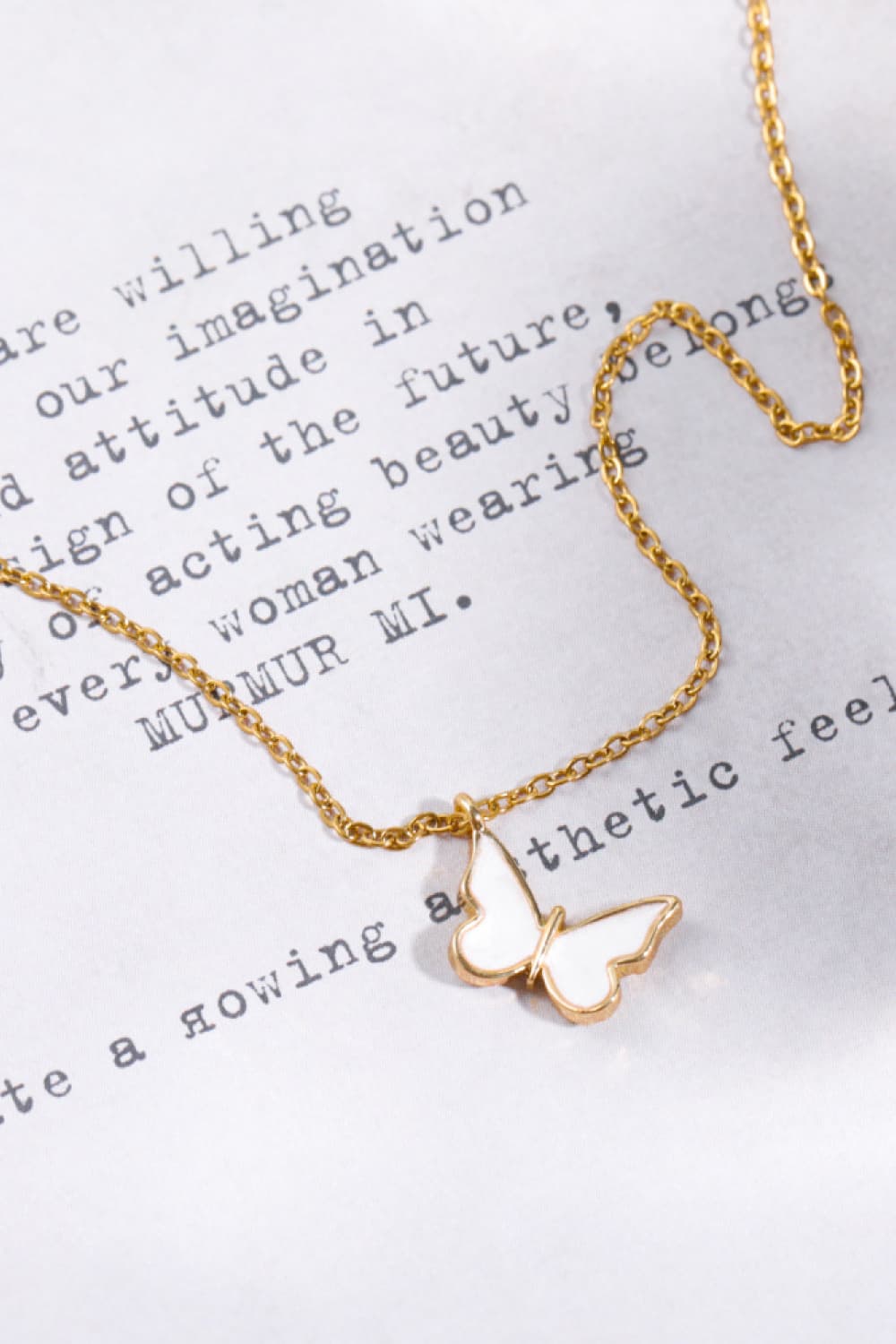 14k Yellow Gold U of Louisville Small Script 'L' Pendant Necklace