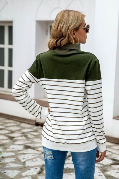 Striped Contrast Turtleneck Sweater - Flyclothing LLC