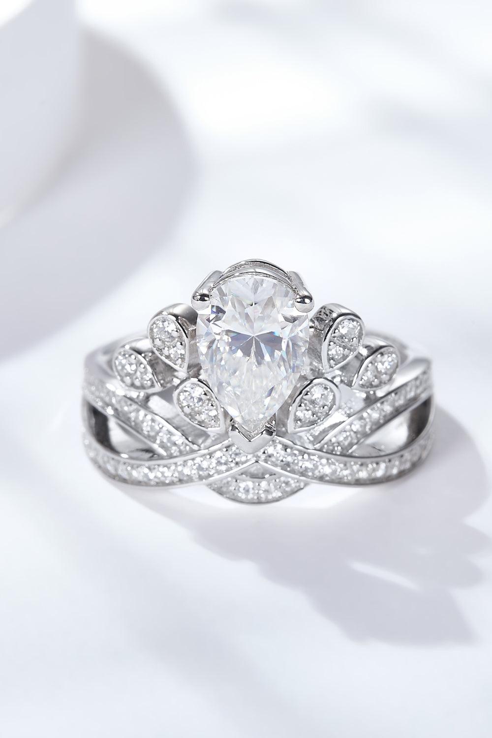 1.5 Carat Moissanite Crown-Shaped Ring - Trendsi