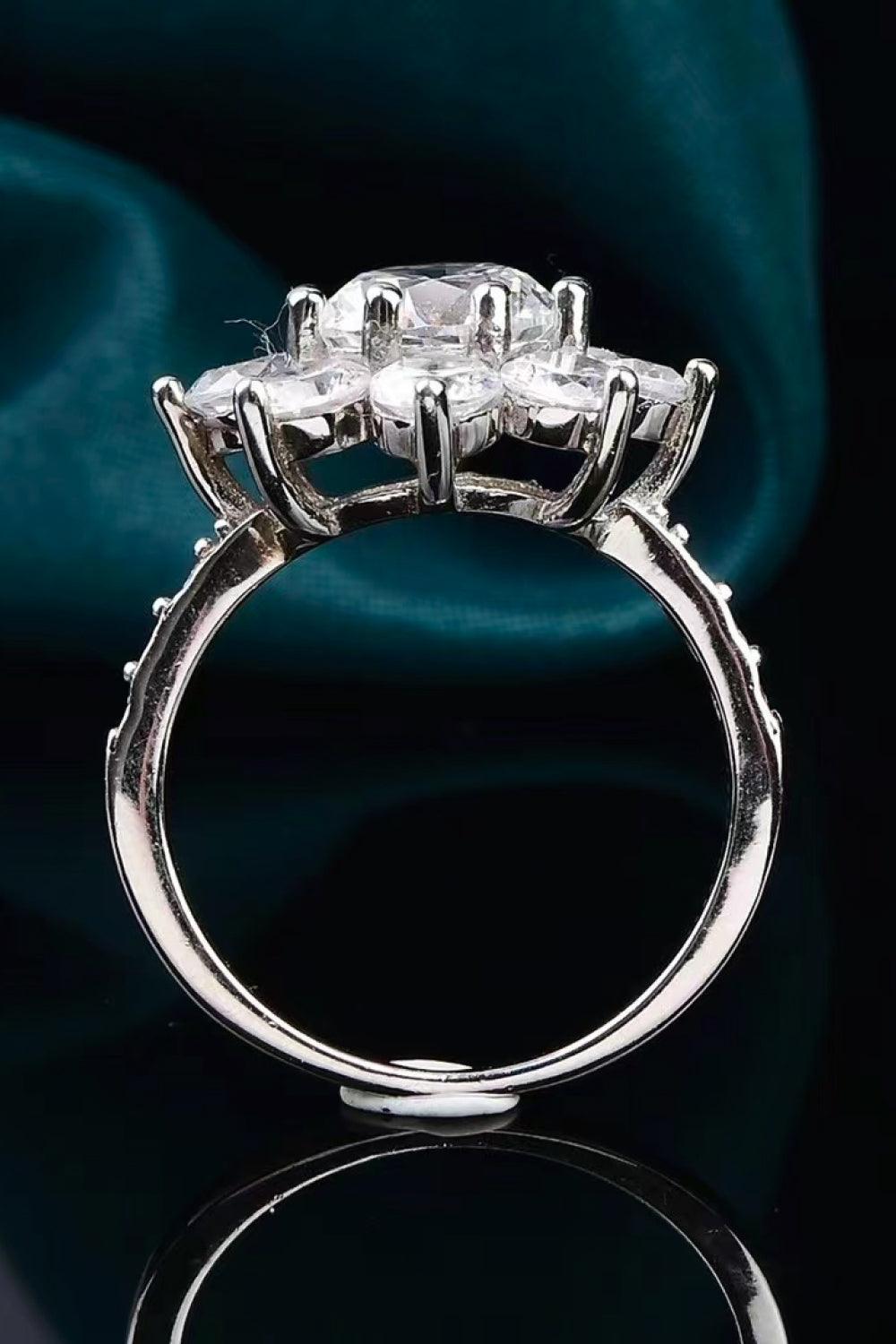 1 Carat Moissanite Flower Ring - Flyclothing LLC