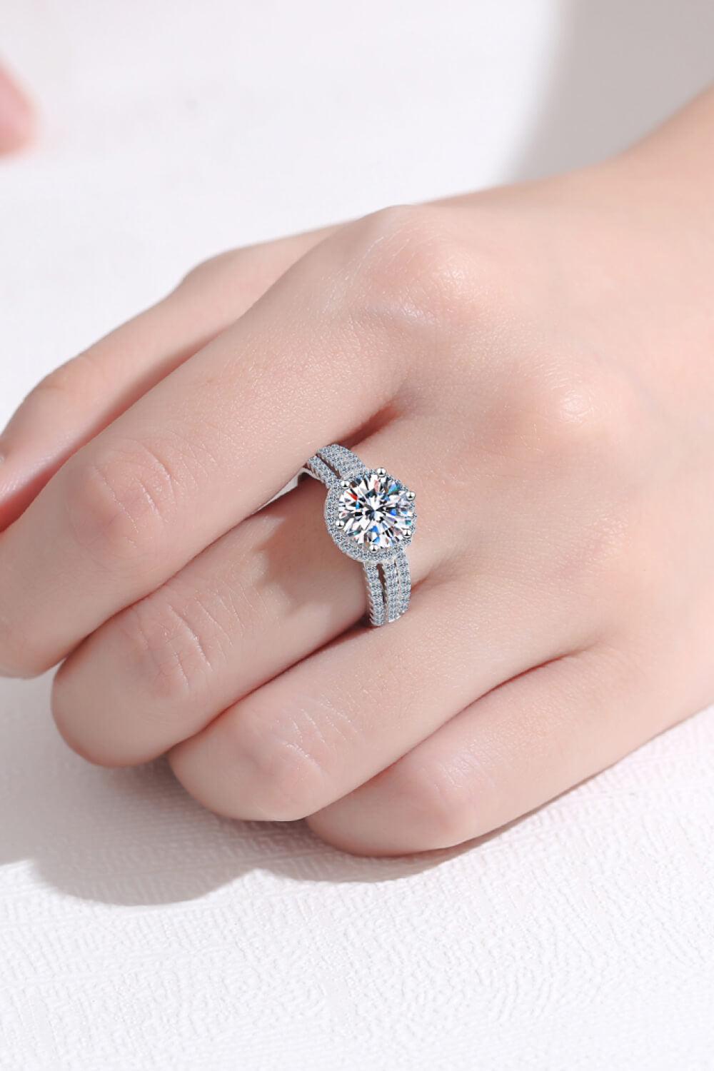 Sterling Silver Moissanite Ring - Flyclothing LLC