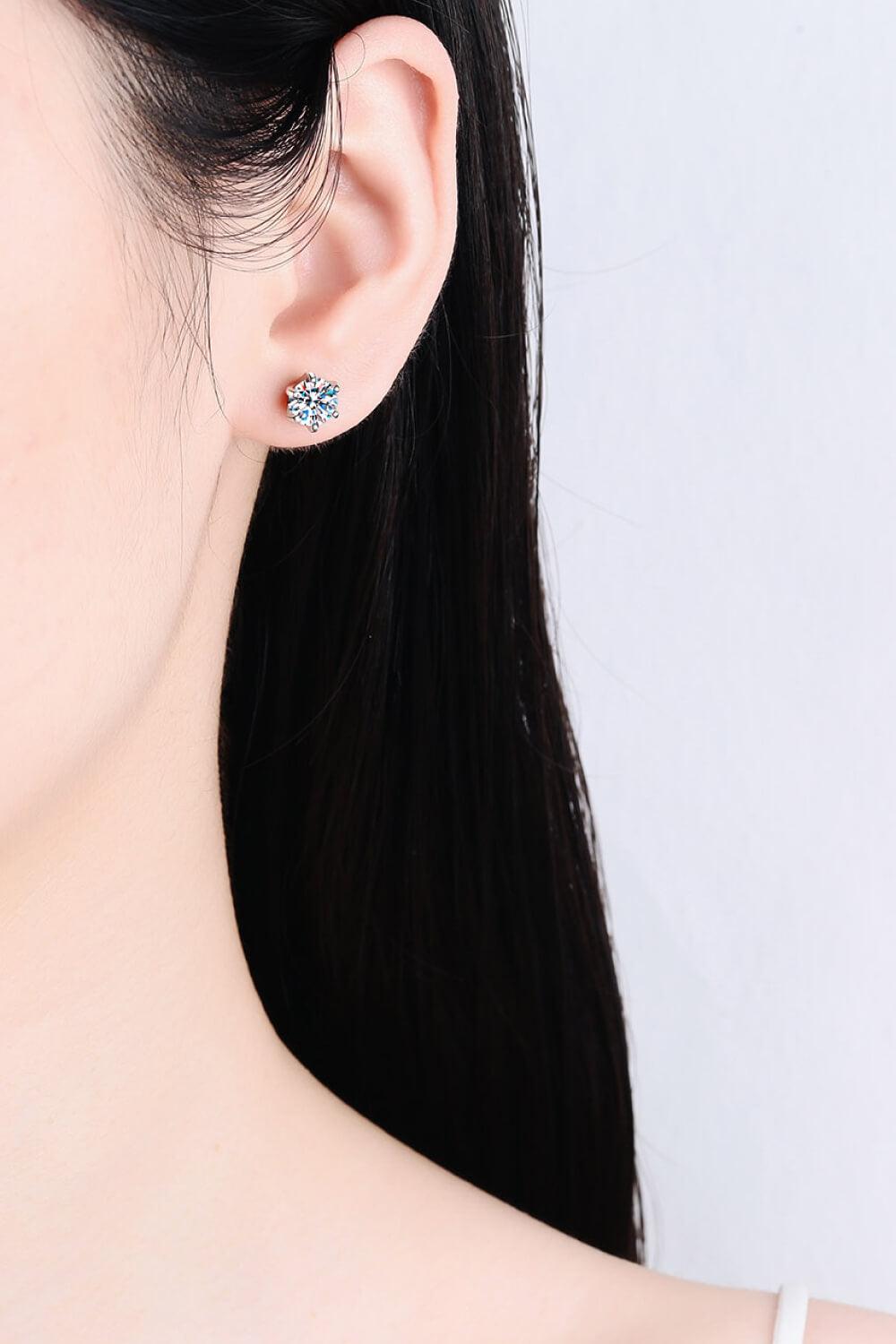 2 Carat Inlaid Moissanite Stud Earrings - Flyclothing LLC