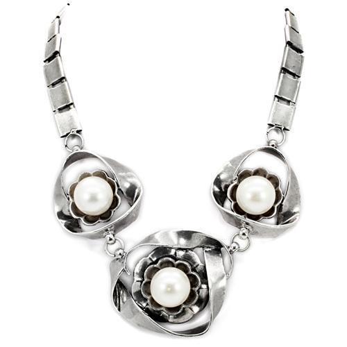 Alamode Antique Silver White Metal Necklace with Synthetic Pearl in White