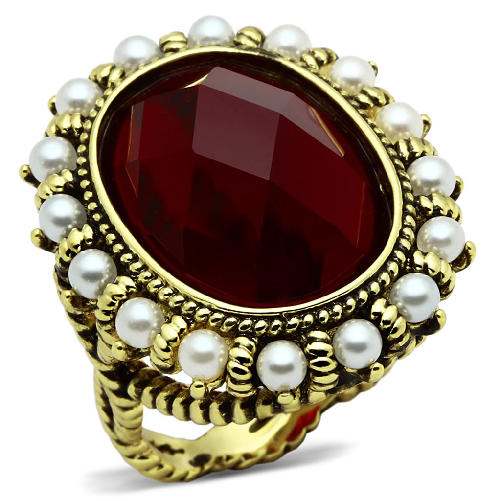 Alamode Flash Gold Brass Ring with Synthetic Synthetic Glass in Siam